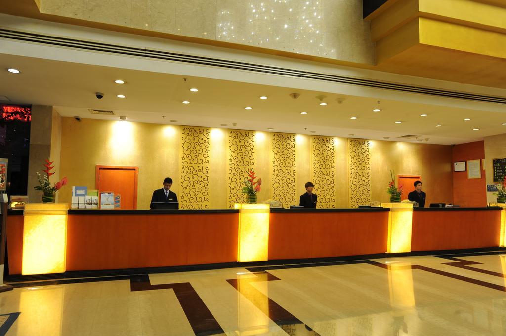 Kunming Jinjiang Hotel Екстериор снимка